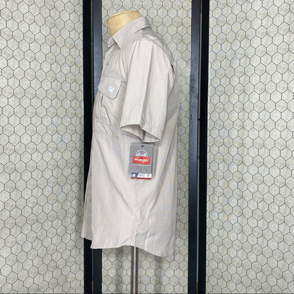 Wrangler Outdoor Plaid Series Button Down Shirt - Picture 2 of 11